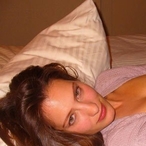 Elmedina - Cougar sex à Gammen Profil de Elmedina, 42 ans, Cougar sex à Gammen (Berne)