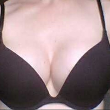 Allyson - Cougar sex à Puidoux Profil de Allyson, 26 ans, Cougar sex à Puidoux (Vaud)